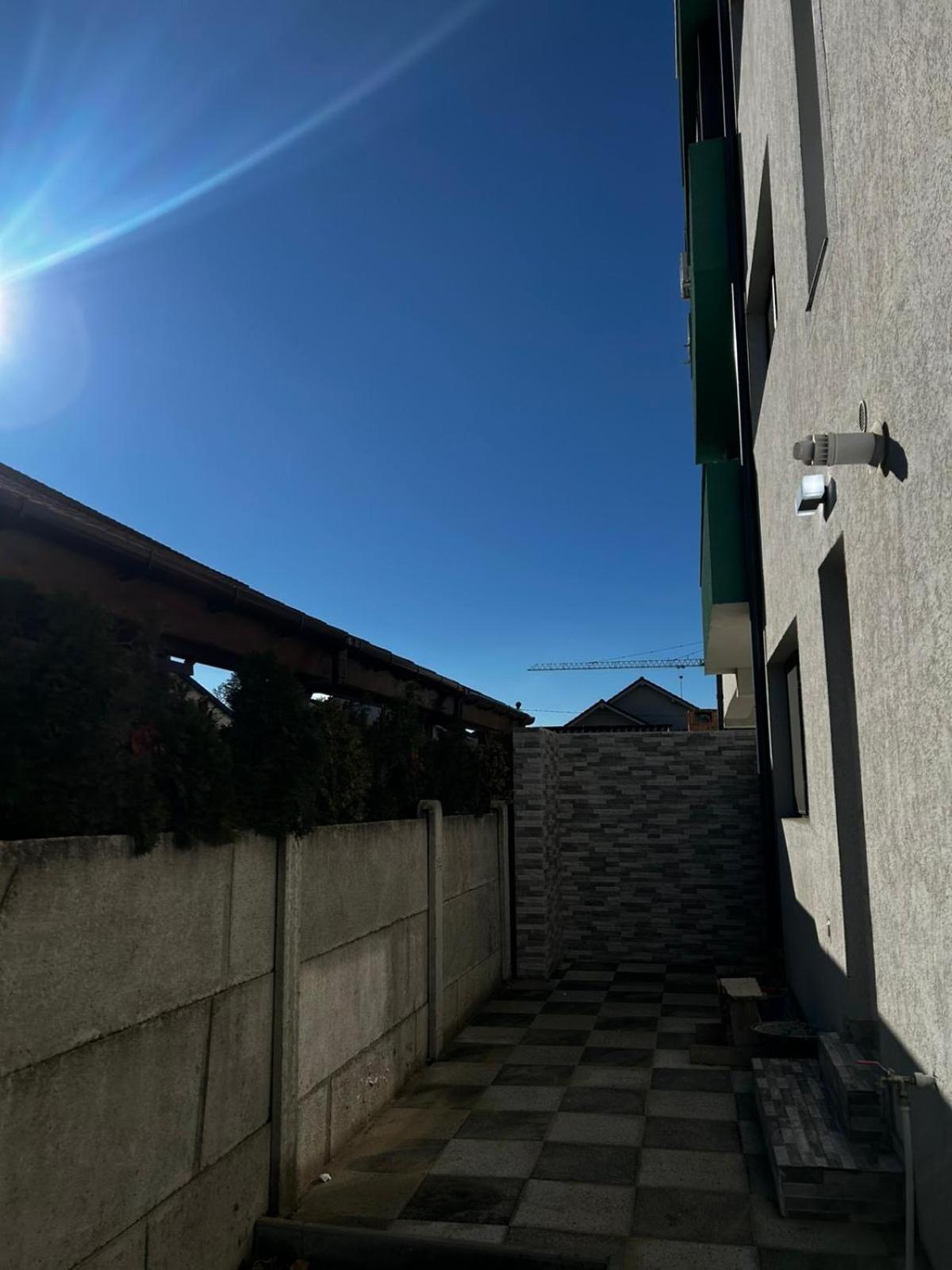 K&K Apartements Craiova Kültér fotó