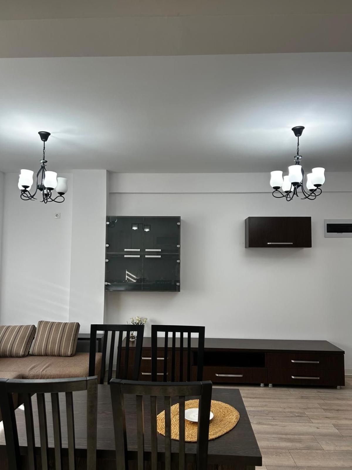 K&K Apartements Craiova Kültér fotó