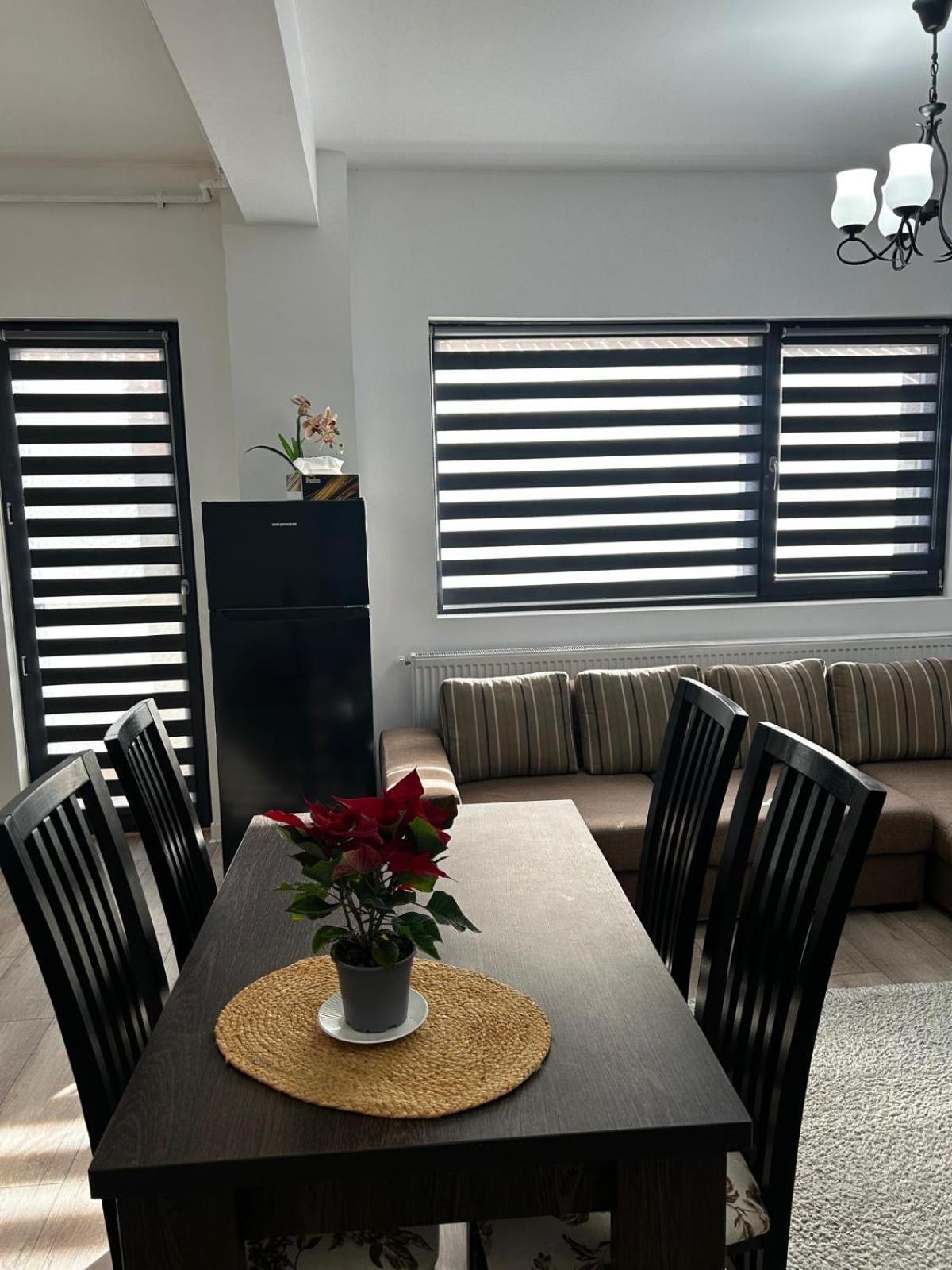 K&K Apartements Craiova Kültér fotó