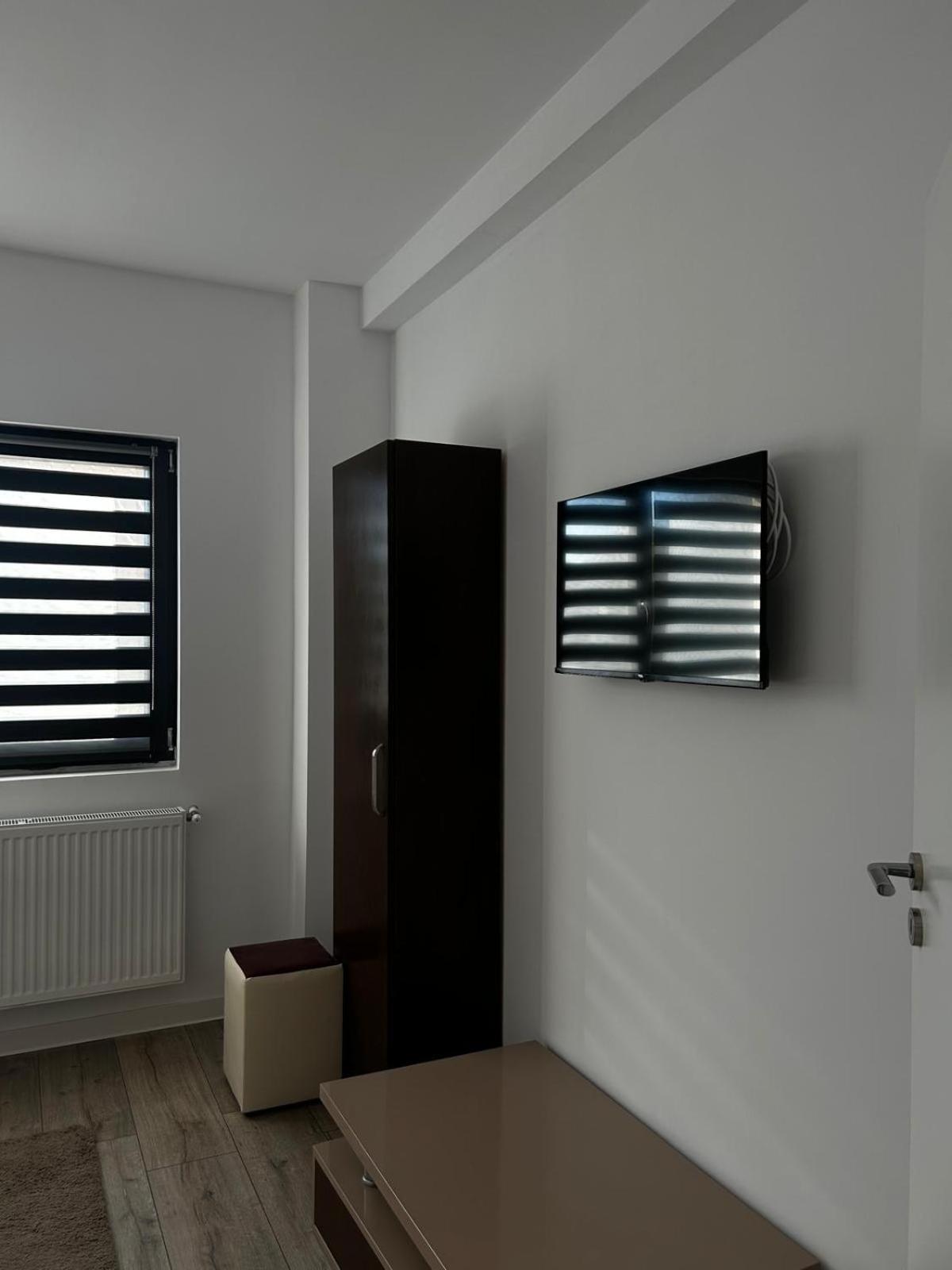 K&K Apartements Craiova Kültér fotó
